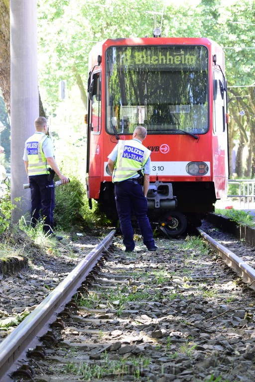 VU Roller KVB Bahn Koeln Luxemburgerstr Neuenhoefer Allee P056.JPG - Miklos Laubert